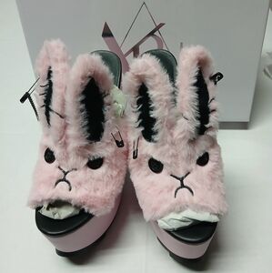 YRU Baddie Bunny Pink Faux Fur Platform Slip-On Heels Shoes Sz 7 RARE Rave Club